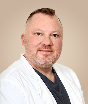 Anestesiologian erikoislääkäri Matti Kuukasjärvi Eiran sairaalassa, erityisosaaminen gynekologinen anestesiologia.